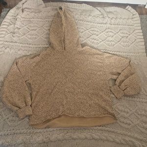 Women Large Pullover Hoodie Sweatshirt Lightweight Polka Dots Slight Crop Fit